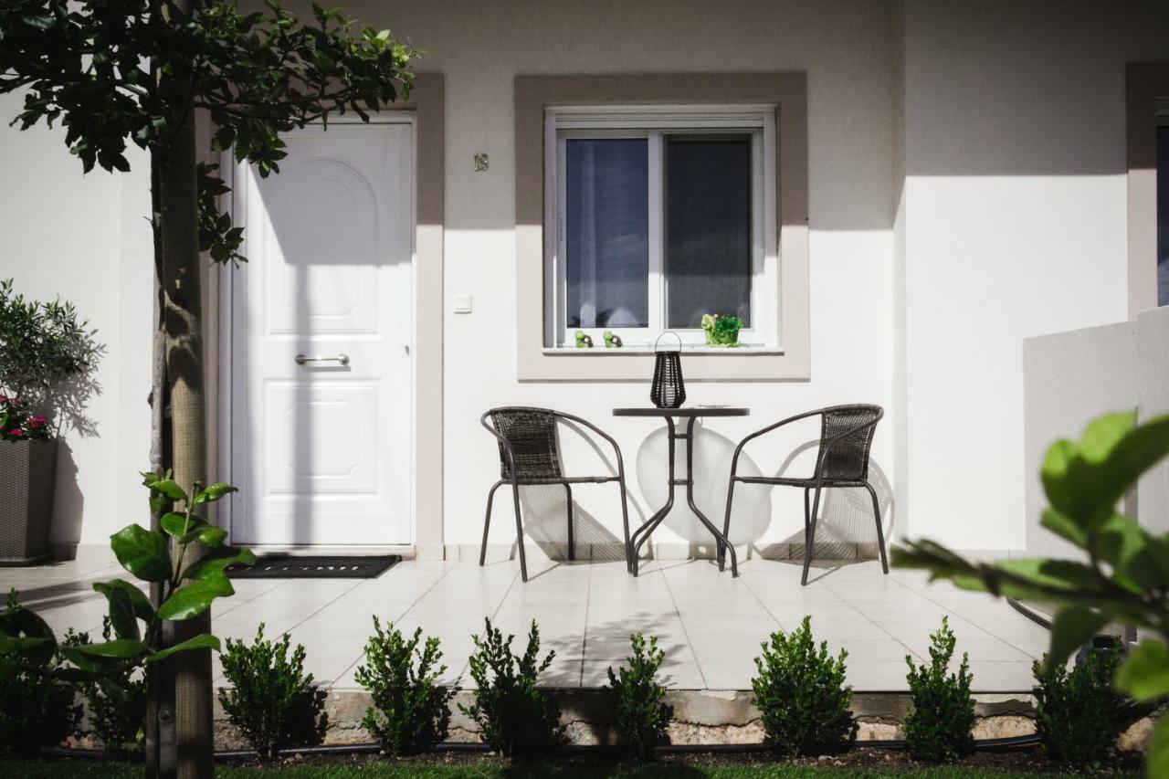 Villa Milo Luxury House -Free Airport Pick Up-10Min Drive Markópoulon Exterior foto